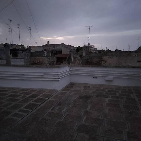 Appartamento In Pieno Centro A Λέτσε Εξωτερικό φωτογραφία