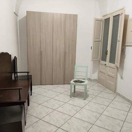 Appartamento In Pieno Centro A Λέτσε Εξωτερικό φωτογραφία
